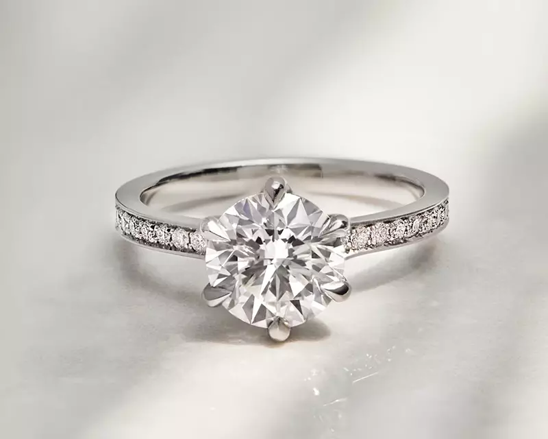 برش گرد جواهر