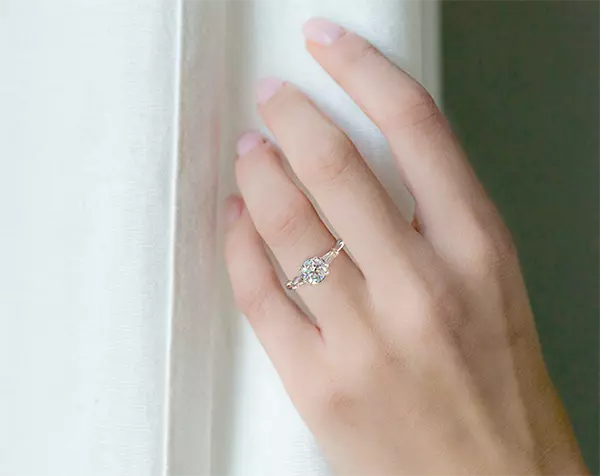 بهترین حلقههای نامزدی برای بند انگشتان بزرگ